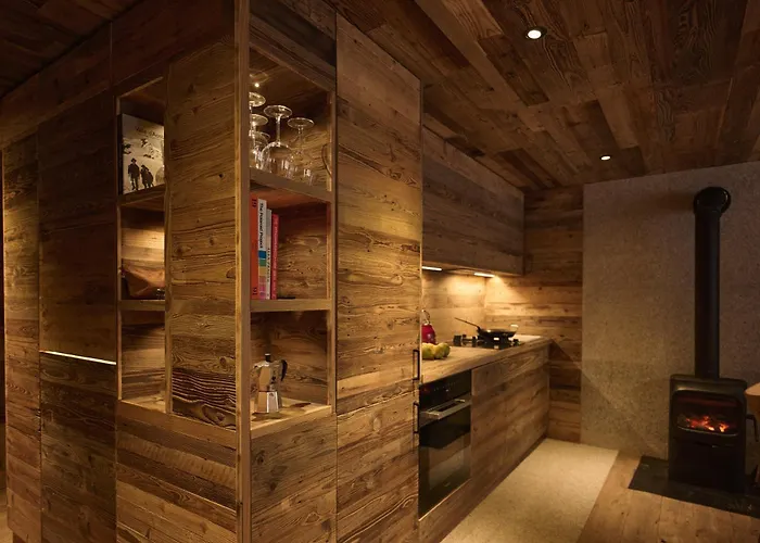 Alpine Woodhouse * Valtournenche