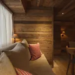 Alpine Woodhouse * Valtournenche