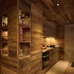 Alpine Woodhouse * Valtournenche