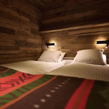 아파트 Alpine Woodhouse *