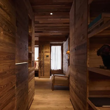 Alpine Woodhouse Apartament *