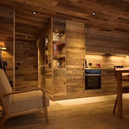 Alpine Woodhouse Apartament *